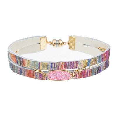 Armband van het de Regenboog de Met de hand gemaakte Leer van Bohemen, 15g-de Manchet van de Leeromslag
