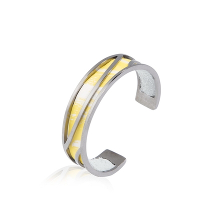 18.5cm van het het Leermanchet van Vrouwen de Armbandenoem ODM Zwarte aangepaste gele Kleur