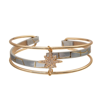 De Charmehand van de Zircon Gouden Ster - het geweven Open Manchet van de Leerarmband voor Vrouw