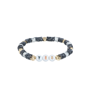 Polymeer Clay Custom Letter Bead Bracelets 100 Met de hand gemaakt met 2mm gaten