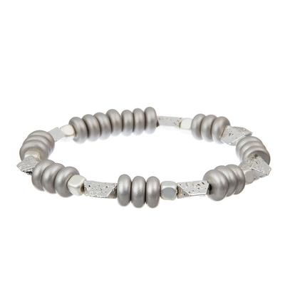 De metaalbar bedekt Parels Met de hand gemaakte Armband Vastgesteld Gray Color Adjustable Stackable